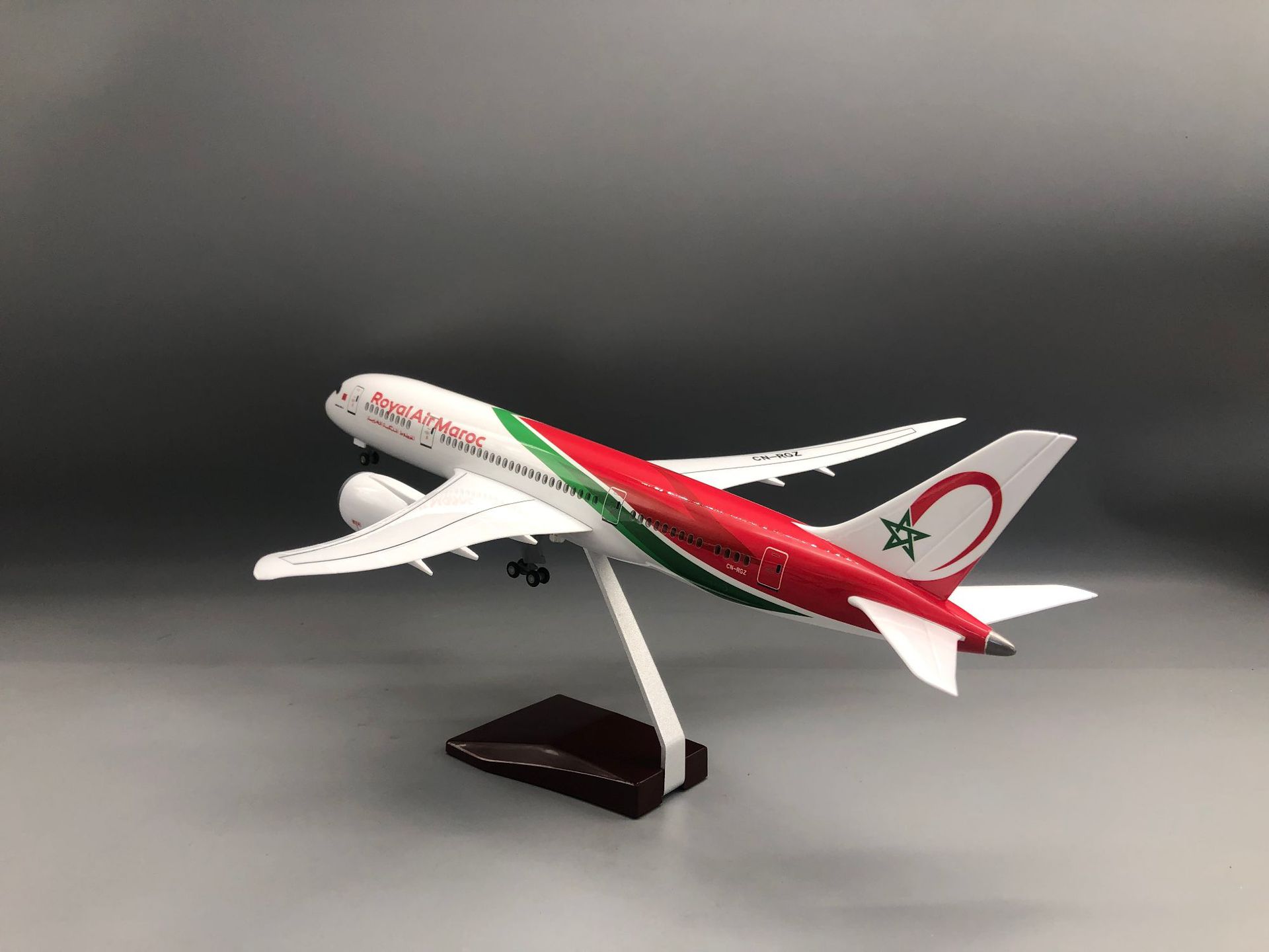Royal Air Maroc 787 Flugzeugmo – Home Office Architecture Bewertung und Preis